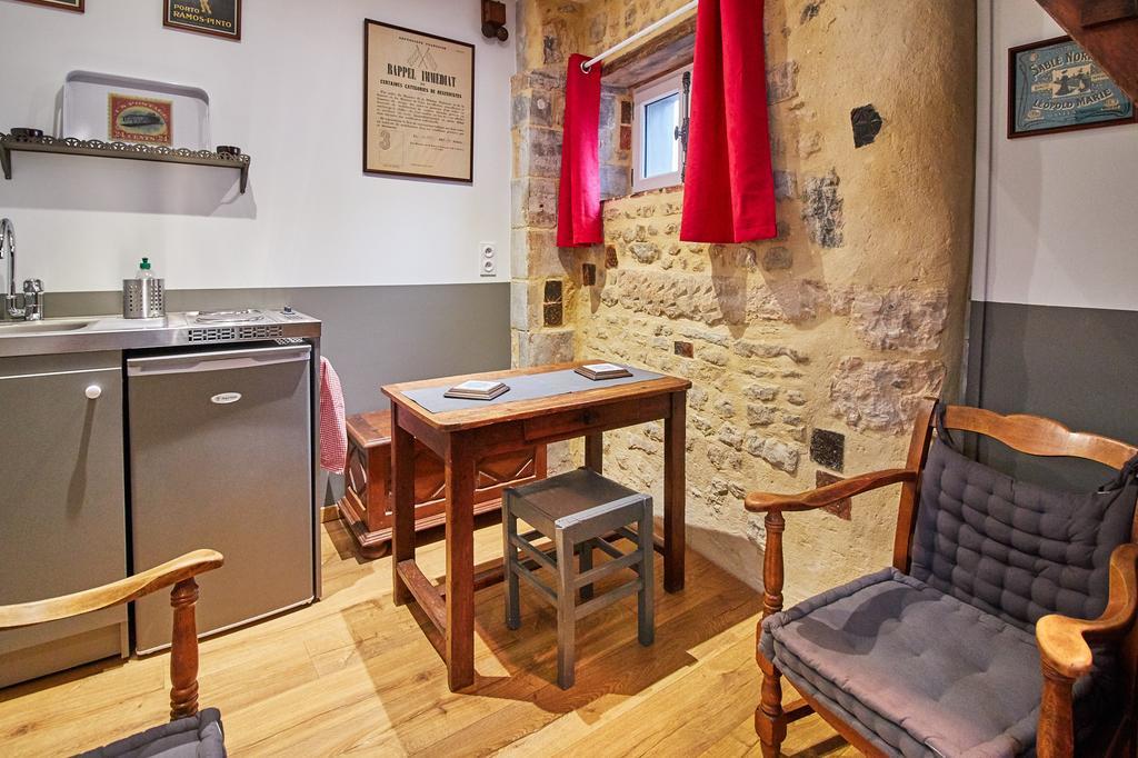 La Plus Petite Maison De France Bayeux Cameră foto